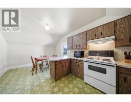76 BROCK Street - 14