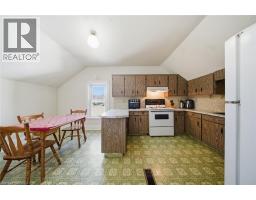 76 BROCK Street - 16