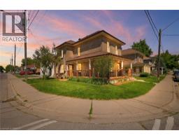 76 BROCK Street - 33