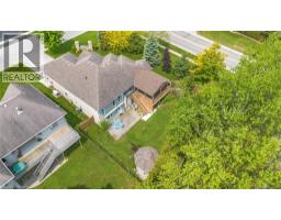 2 HUNTER Drive S - 35