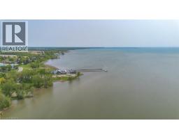 2 HUNTER Drive S - 36