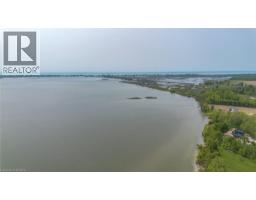 2 HUNTER Drive S - 38