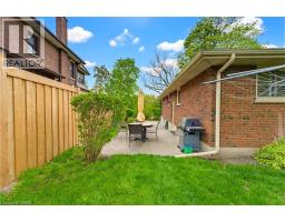 28 RIDGEWOOD Drive - 38