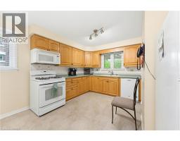 28 RIDGEWOOD Drive - 8