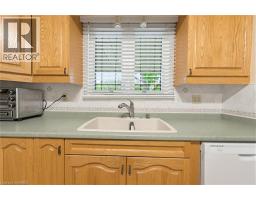 28 RIDGEWOOD Drive - 9