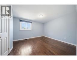 114 DONEGAL Drive - 14