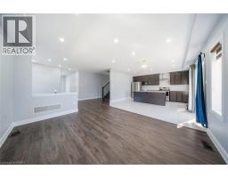 18 MACKLIN Street - 8
