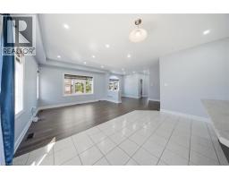 18 MACKLIN Street - 9