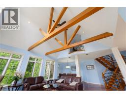 1 RUE CHATEAUX Terrace - 28