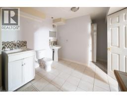 23 STOWE Terrace - 22
