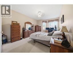 22 RIVEROAKS Drive - 16