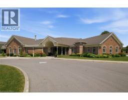 22 RIVEROAKS Drive - 32