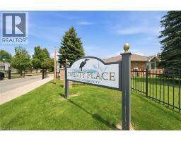 22 RIVEROAKS Drive - 46