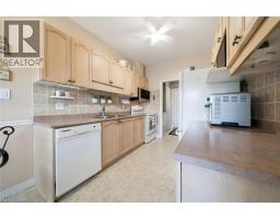 22 RIVEROAKS Drive - 9