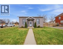 64 RICHARDSON Street - 1