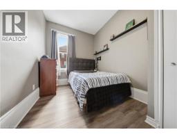 64 RICHARDSON Street - 17