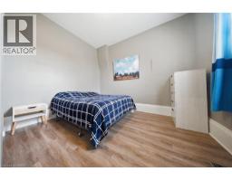 64 RICHARDSON Street - 19