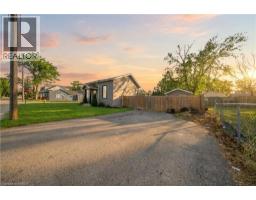 64 RICHARDSON Street - 4