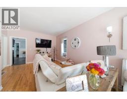 11 ESTHER Street - 10