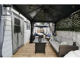 11 ESTHER Street - 23
