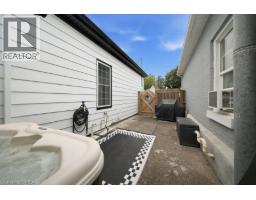 11 ESTHER Street - 25