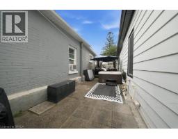 11 ESTHER Street - 26
