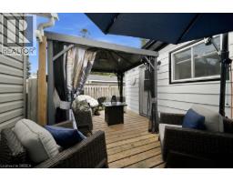 11 ESTHER Street - 27