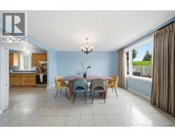 61 SUNNYSIDE Drive - 17