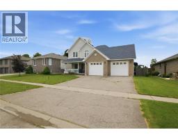 61 SUNNYSIDE Drive - 3