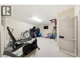 61 SUNNYSIDE Drive - 35