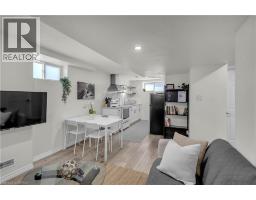 450 HIGHLAND Road E - 23