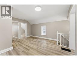 43 RICHARDSON Street - 10