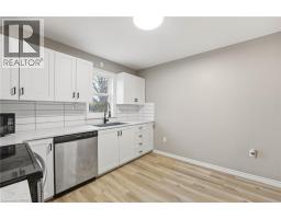 43 RICHARDSON Street - 4