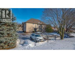 36 WILLOW Street - 32