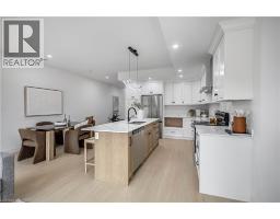 105 WINNIETT Street - 10