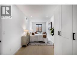 105 WINNIETT Street - 30