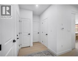 105 WINNIETT Street - 8