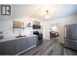 171 DRUMMOND Street - 12