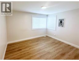 75 HENDERSON Avenue - 12