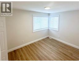 75 HENDERSON Avenue - 16
