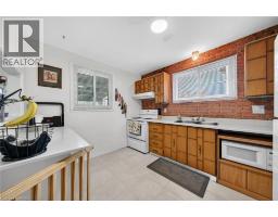 34 ENFIELD Crescent - 10