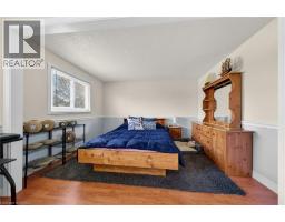 34 ENFIELD Crescent - 14
