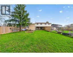 34 ENFIELD Crescent - 33