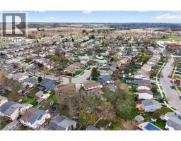 34 ENFIELD Crescent - 36