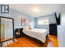 69 TOLLGATE Road - 14