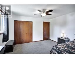 16 SANDLEWOOD Avenue - 19