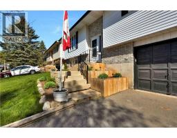 16 SANDLEWOOD Avenue - 4