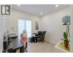 18 BANNISTER Street - 16