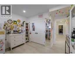 18 BANNISTER Street - 37