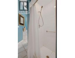 422 POWERLINE Road UnitNo. 10 - 22